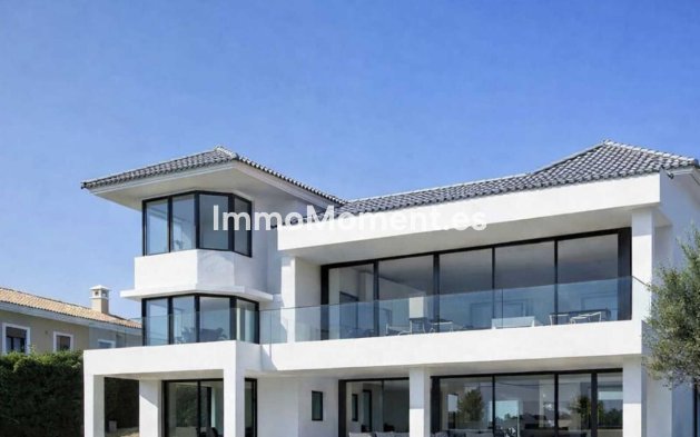 Vrijstaande villa - Bestaande woning - Estepona  - New Golden Mile