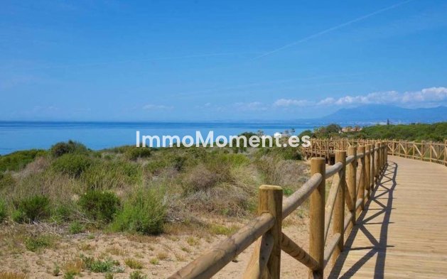 Vrijstaande villa - Bestaande woning - Marbella - Cabopino