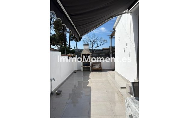 Vrijstaande villa - Bestaande woning - Marbella - Costabella