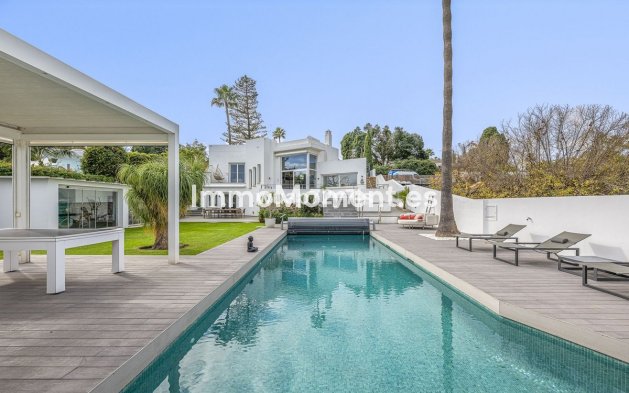 Vrijstaande villa - Bestaande woning - Marbella - Guadalmina Alta