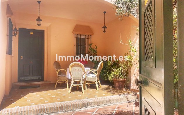Vrijstaande villa - Bestaande woning - Marbella - Guadalmina Alta