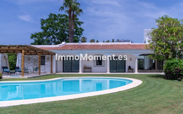 Vrijstaande villa - Bestaande woning - Marbella - Guadalmina Baja