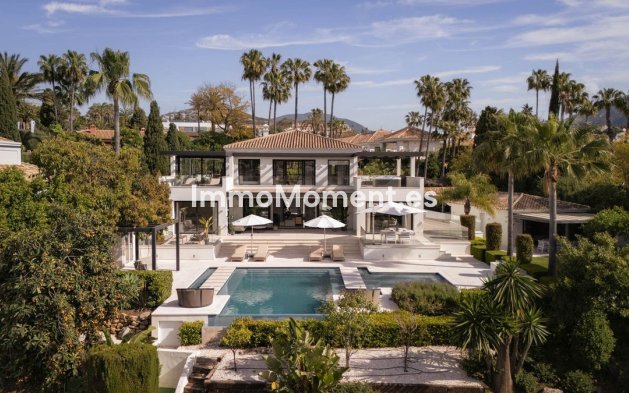 Vrijstaande villa - Bestaande woning - Marbella - Nueva Andalucía