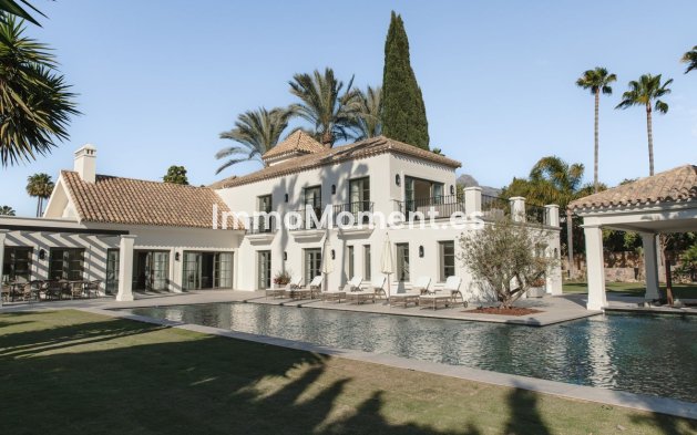 Vrijstaande villa - Bestaande woning - Marbella - Nueva Andalucía
