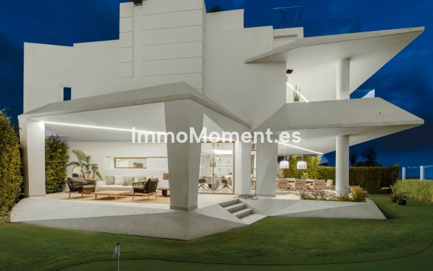Vrijstaande villa - Bestaande woning - Marbella - Nueva Andalucía