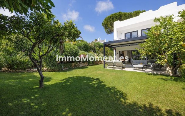 Vrijstaande villa - Bestaande woning - Marbella - Nueva Andalucía