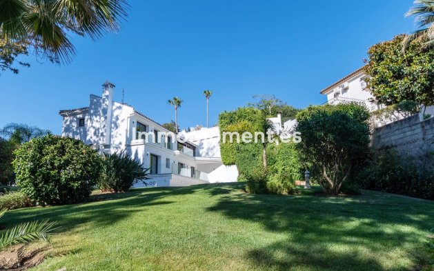 Vrijstaande villa - Bestaande woning - Marbella - RSO-25294
