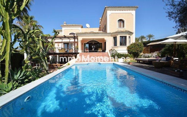 Vrijstaande villa - Bestaande woning - Marbella - RSO-77422