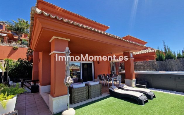 Vrijstaande villa - Bestaande woning - Marbella - Santa Clara