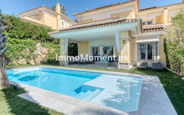 Vrijstaande villa - Bestaande woning - Marbella - Santa Clara