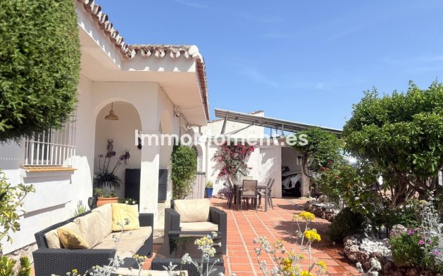 Vrijstaande villa - Bestaande woning - Mijas - Cerros del Aguila