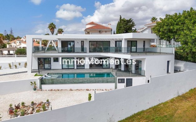 Vrijstaande villa - Bestaande woning - Mijas Costa - El Faro