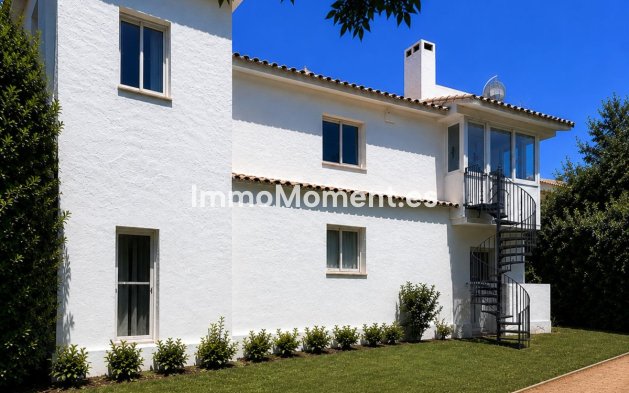 Vrijstaande villa - Bestaande woning - Mijas Costa - El Faro