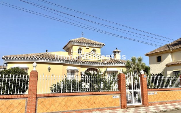 Vrijstaande villa - Bestaande woning - Mijas Costa - Las Lagunas de Mijas