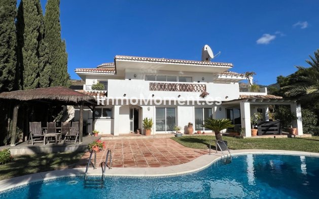 Vrijstaande villa - Bestaande woning - Mijas - Mijas Centro