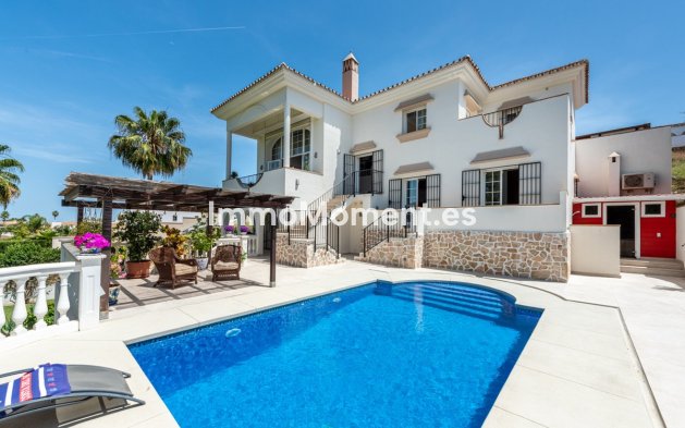 Vrijstaande villa - Bestaande woning - Mijas - Mijas Centro