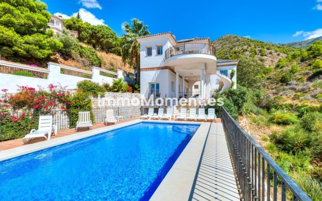 Vrijstaande villa - Bestaande woning - Mijas - Valtocado
