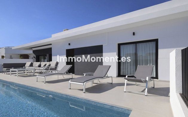 Vrijstaande villa - Bestaande woning - Rojales - Dona Pepa