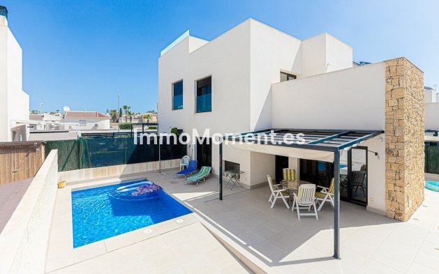Vrijstaande villa - Bestaande woning - Rojales - Rojales Centro