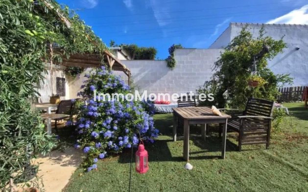 Vrijstaande villa - Bestaande woning - Sotogrande - San Roque