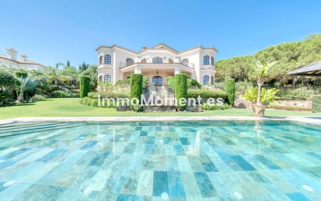 Vrijstaande villa - Bestaande woning - Sotogrande - Sotogrande