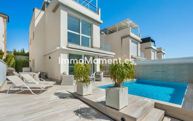 Vrijstaande villa - Bestaande woning - Torrevieja - Torrevieja Centro
