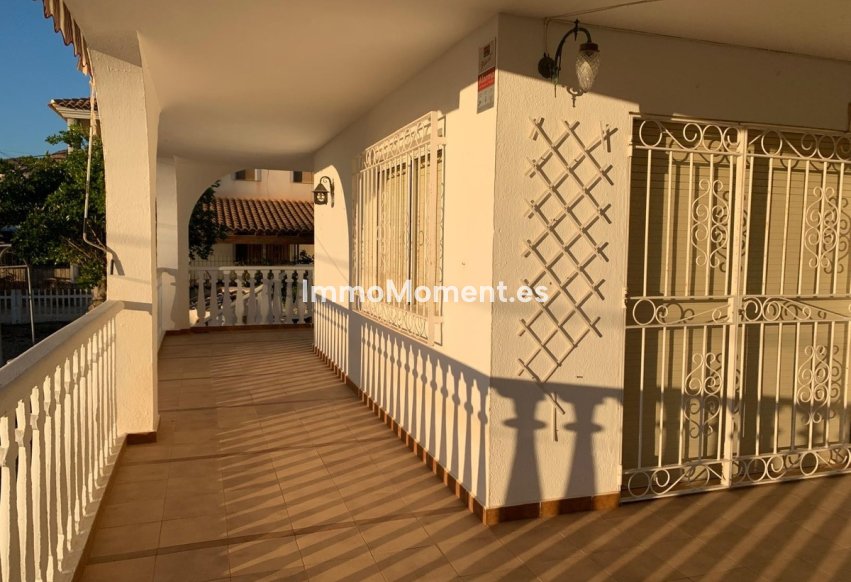 Wiederverkauf - Freistehende Villa - Águilas - Águilas Centro