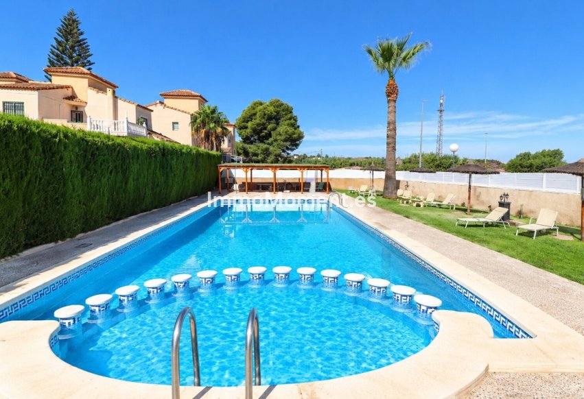 Wiederverkauf - Freistehende Villa - Algorfa - Algorfa Centro