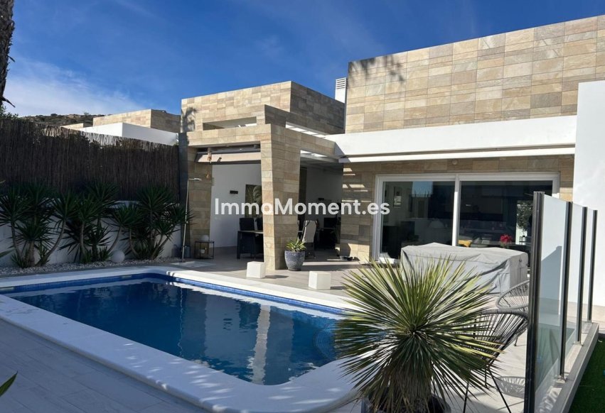 Wiederverkauf - Freistehende Villa - Algorfa - Algorfa Centro