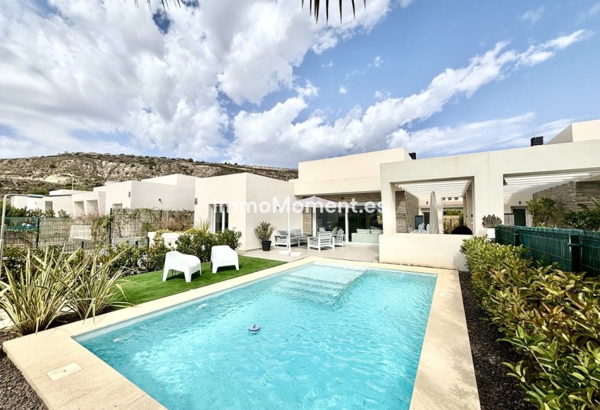 Wiederverkauf - Freistehende Villa - Algorfa - La Finca Golf