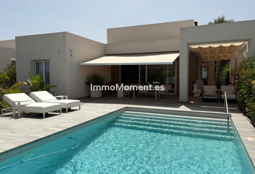 Wiederverkauf - Freistehende Villa - Algorfa - La Finca Golf