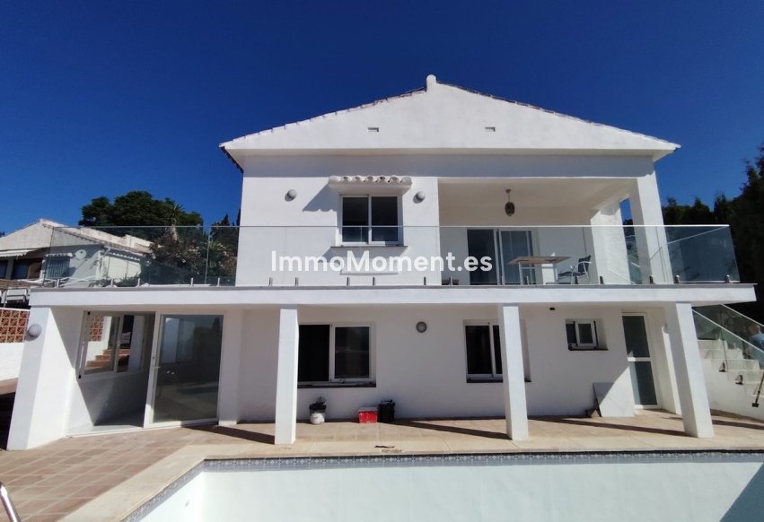 Wiederverkauf - Freistehende Villa - Benalmadena - Benalmadena Centro