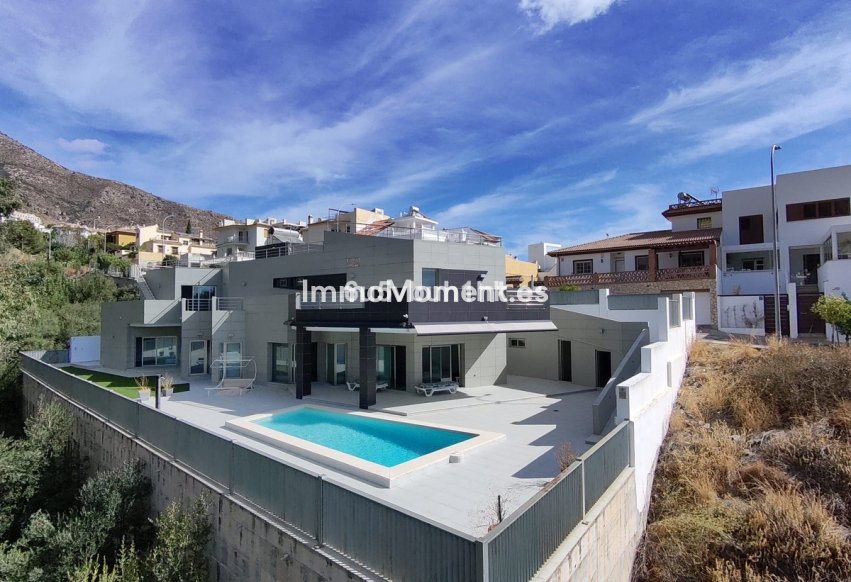 Wiederverkauf - Freistehende Villa - Benalmadena - Benalmadena Centro