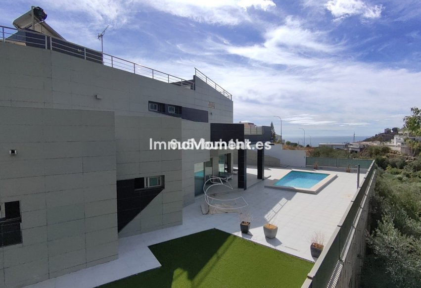 Wiederverkauf - Freistehende Villa - Benalmadena - Benalmadena Centro