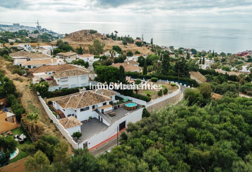 Wiederverkauf - Freistehende Villa - Benalmadena - Benalmadena Centro