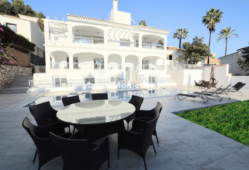 Wiederverkauf - Freistehende Villa - Benalmadena - Benalmadena Centro