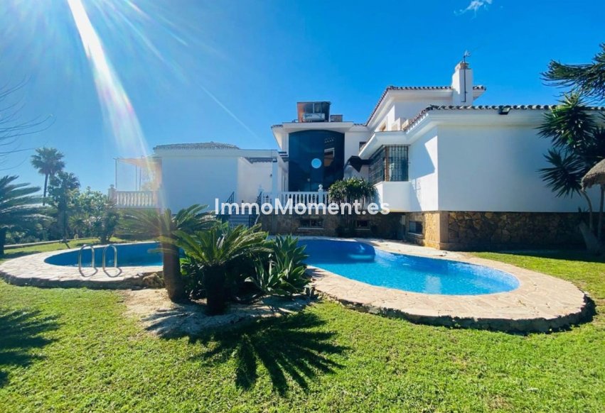 Wiederverkauf - Freistehende Villa - Benalmadena - Benalmadena Centro