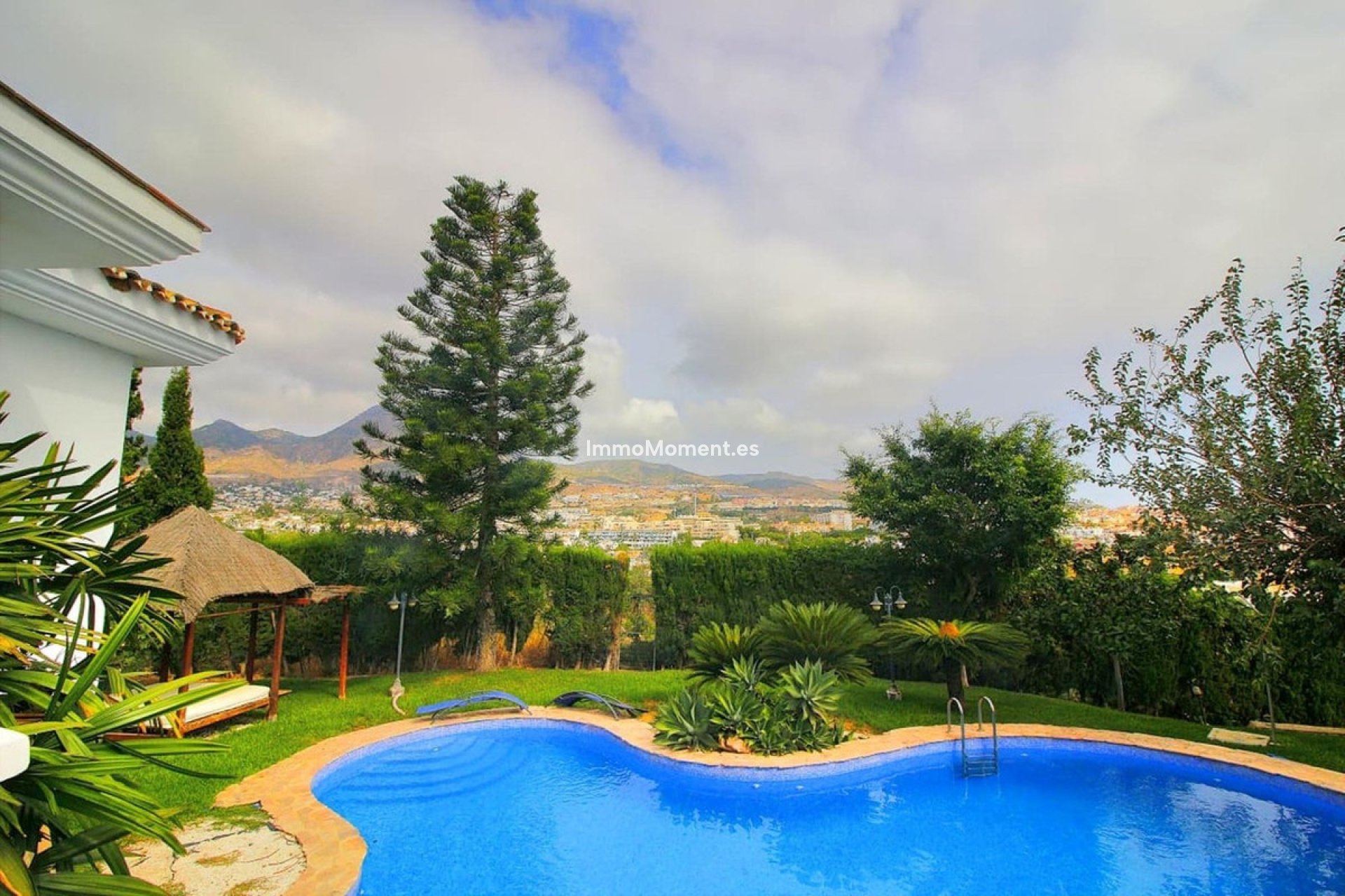 Wiederverkauf - Freistehende Villa - Benalmadena - Benalmadena Centro
