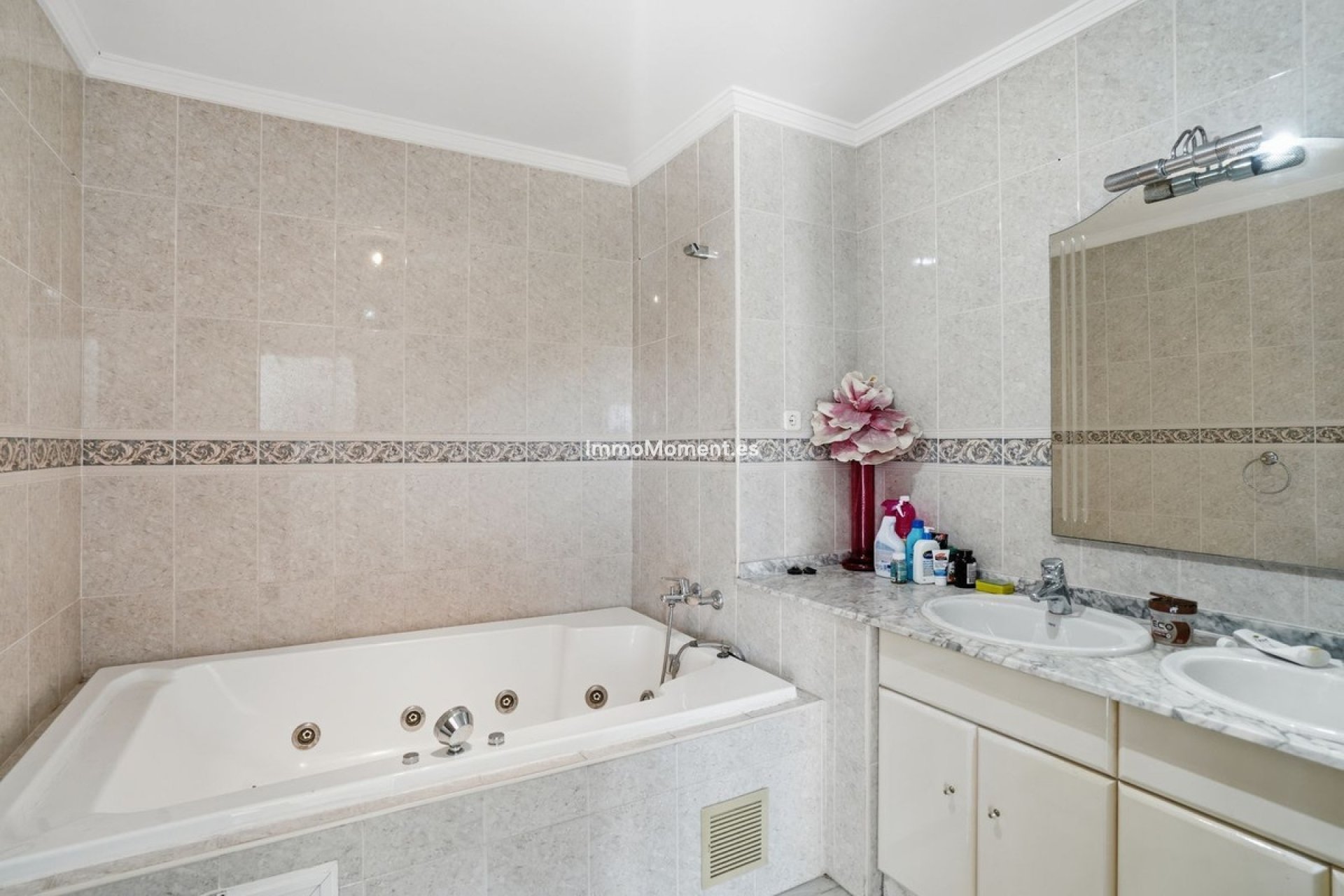 Wiederverkauf - Freistehende Villa - Benalmadena - Benalmadena Centro