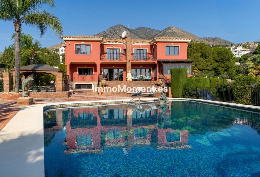 Wiederverkauf - Freistehende Villa - Benalmadena - Benalmadena Costa