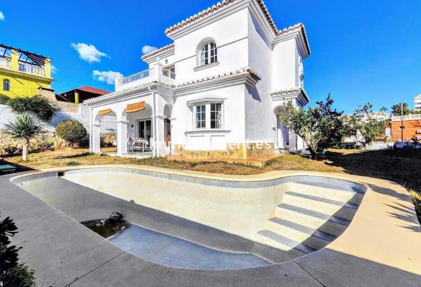 Wiederverkauf - Freistehende Villa - Benalmadena - Benalmadena Costa