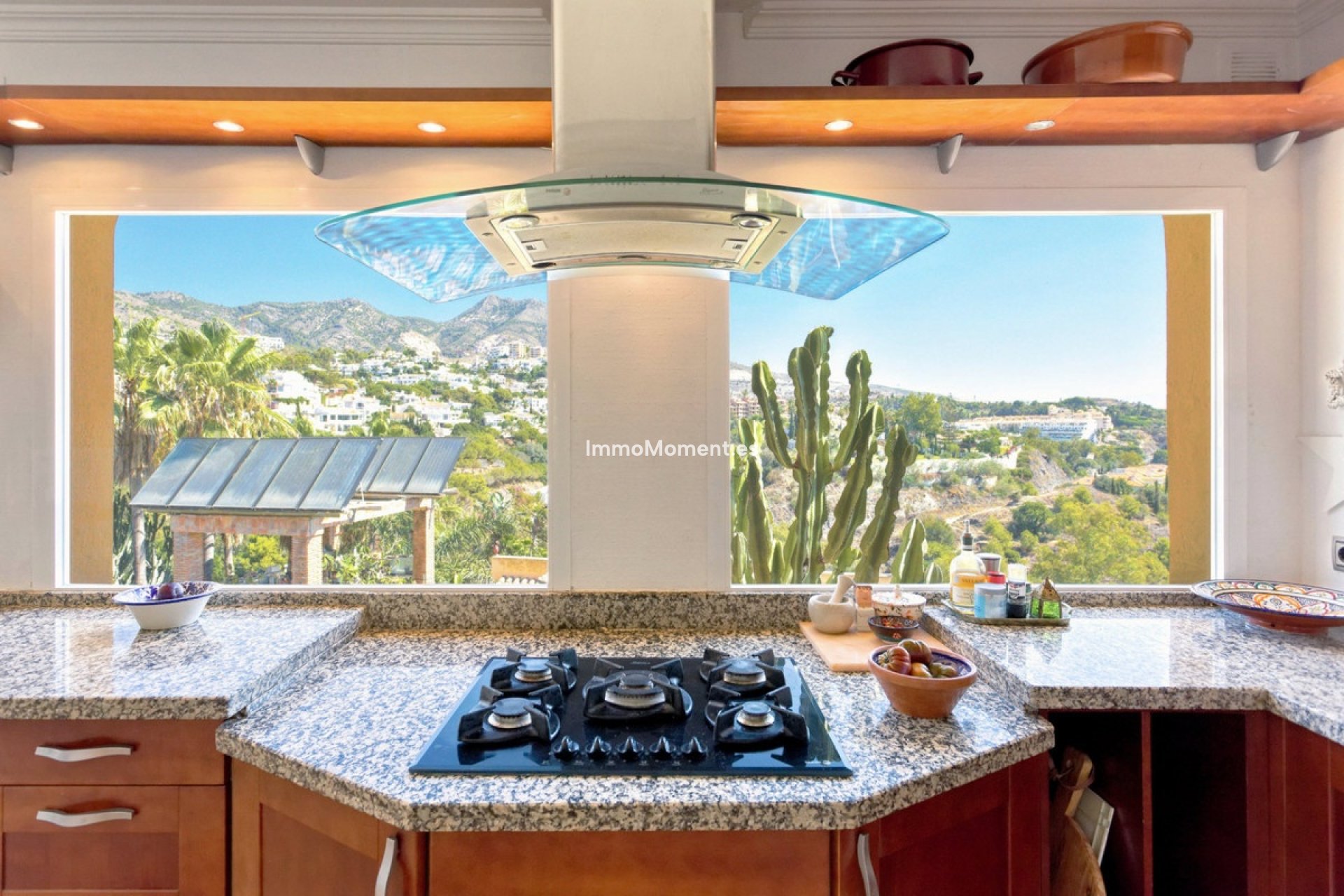 Wiederverkauf - Freistehende Villa - Benalmadena - Torremuelle
