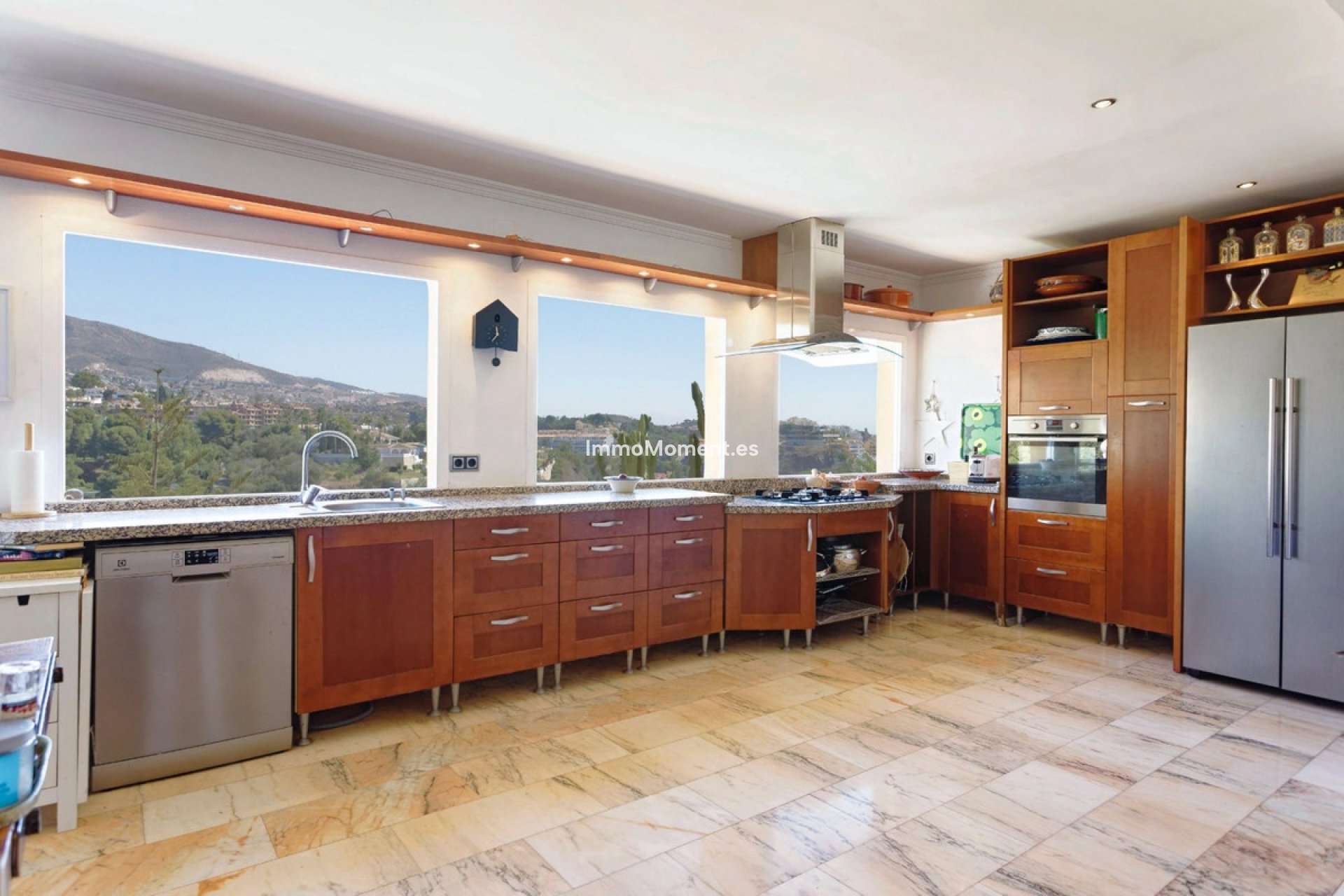 Wiederverkauf - Freistehende Villa - Benalmadena - Torremuelle