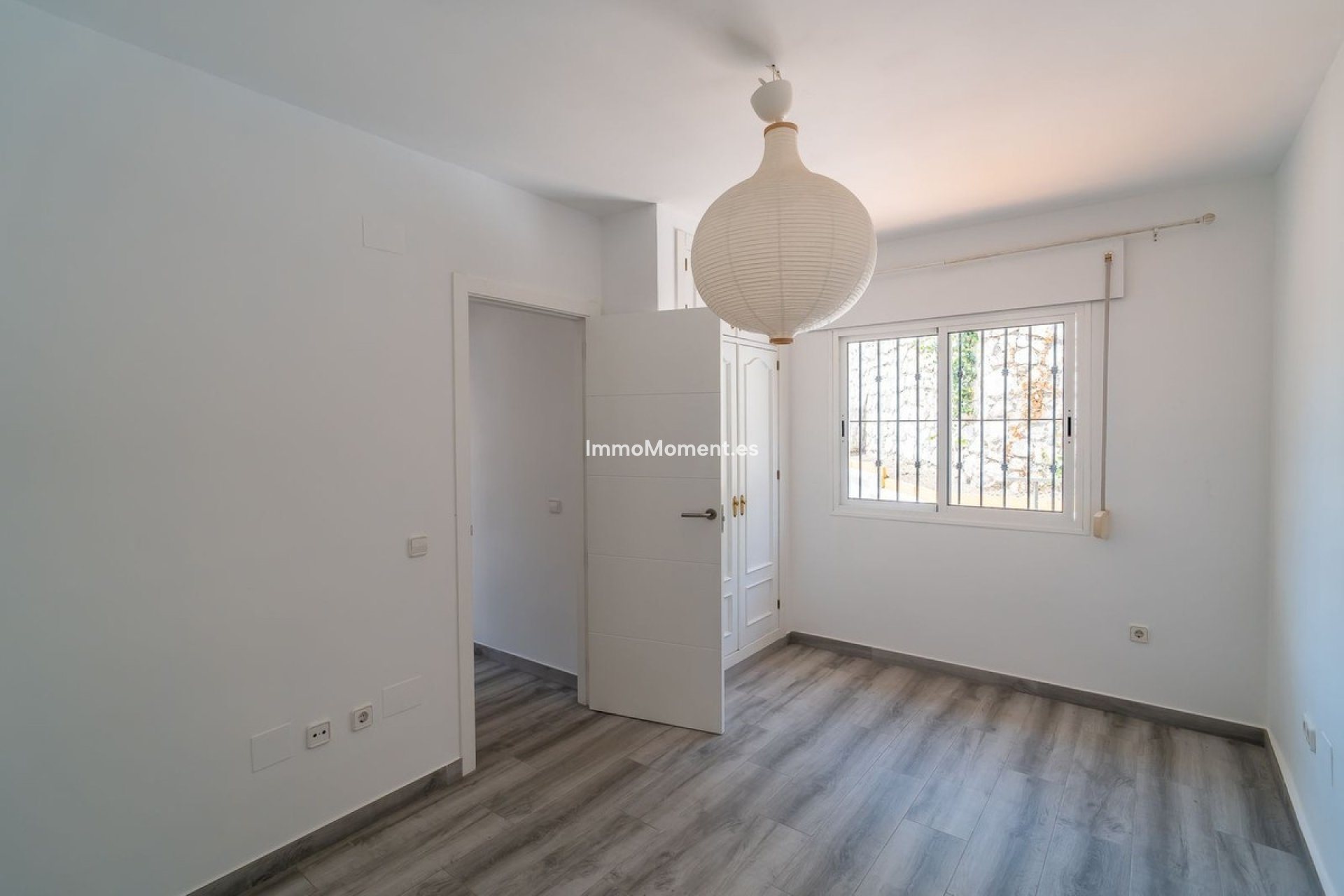 Wiederverkauf - Freistehende Villa - Benalmadena - Torremuelle