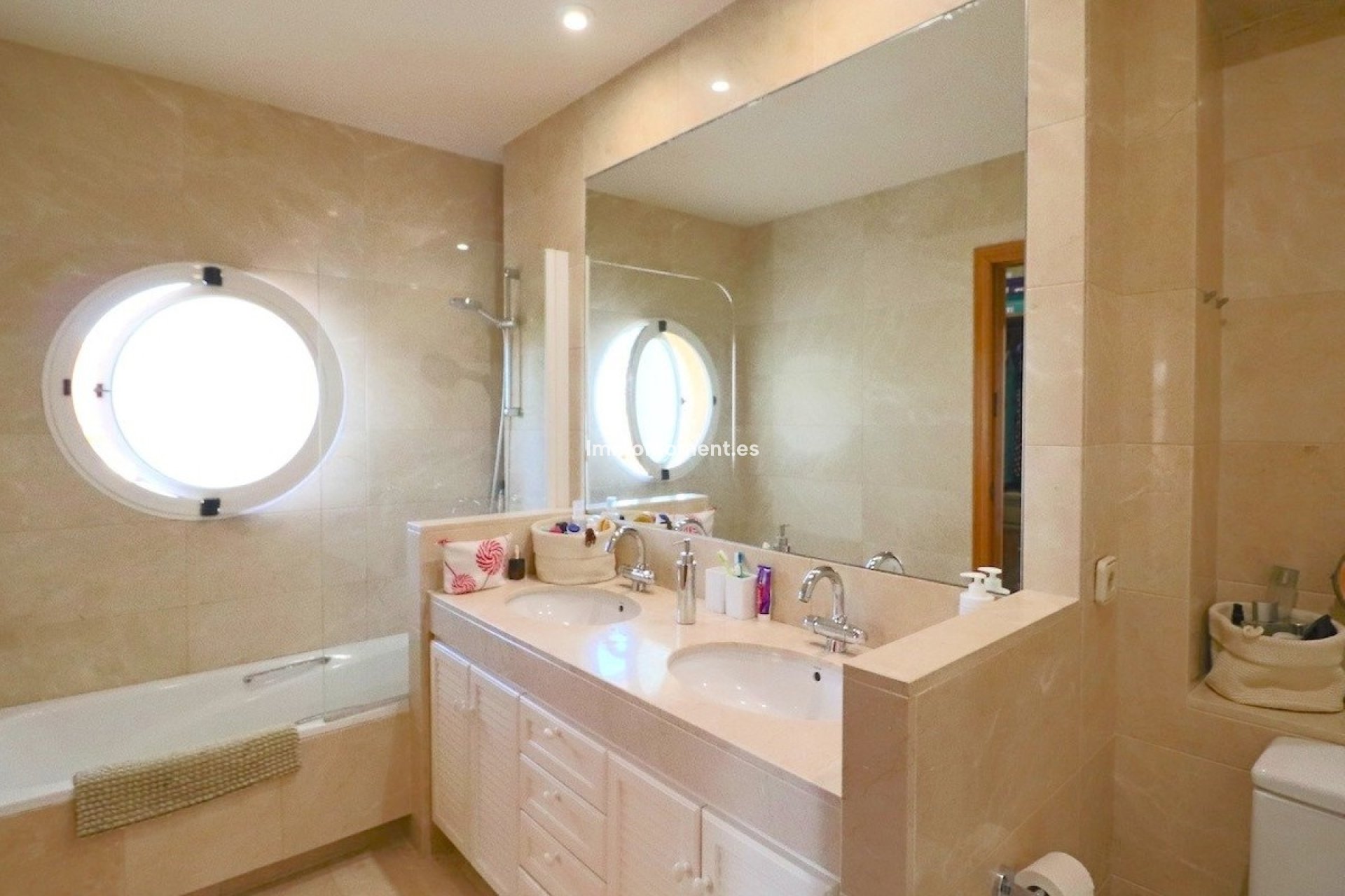 Wiederverkauf - Freistehende Villa - Benidorm - Benidorm Centro