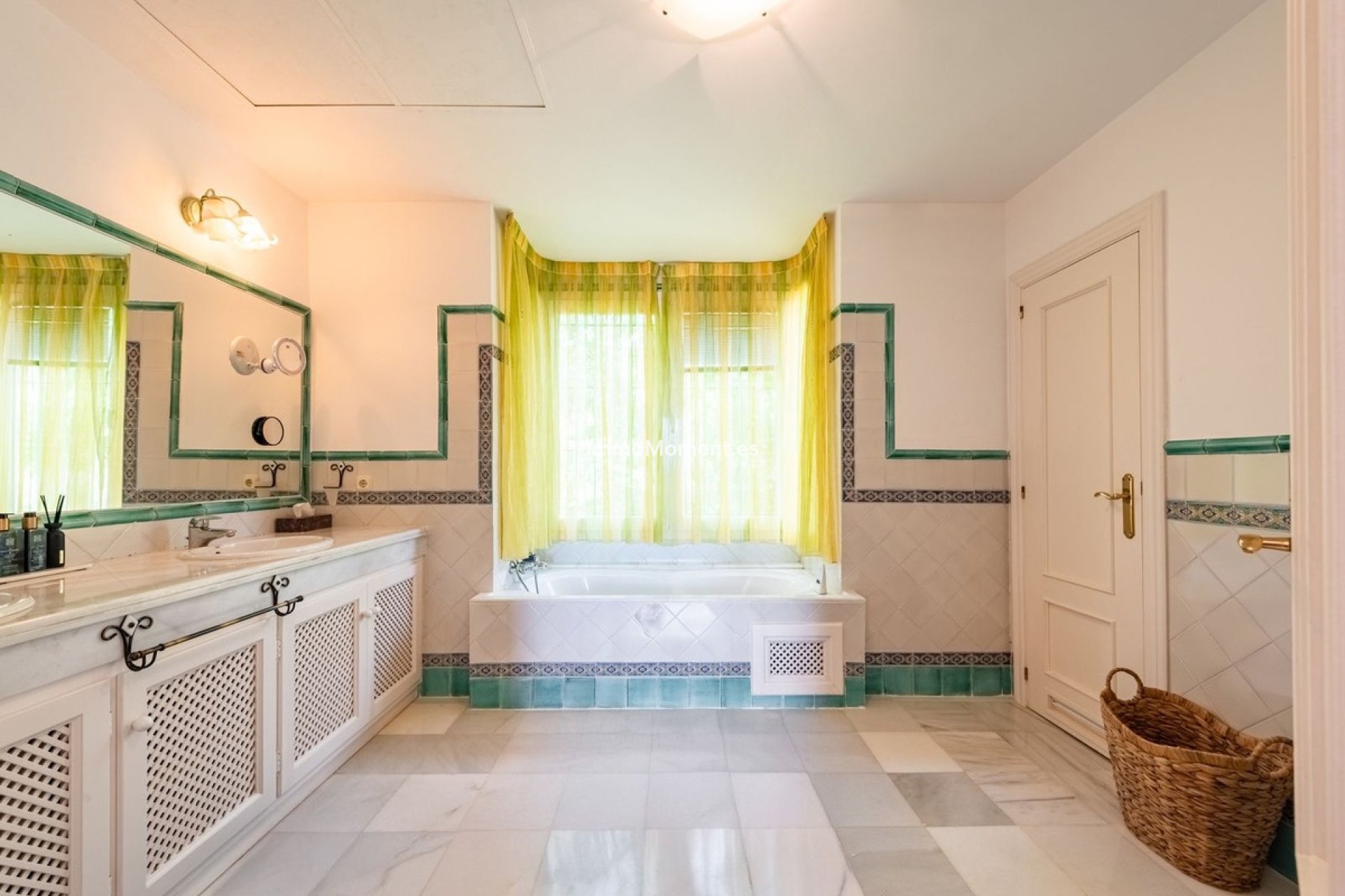 Wiederverkauf - Freistehende Villa - Casares - Casares Playa