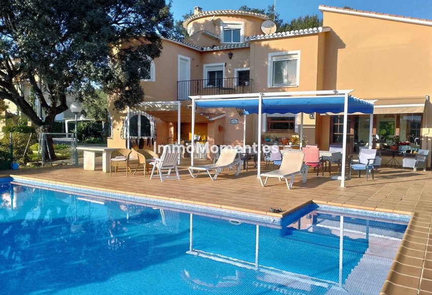 Wiederverkauf - Freistehende Villa - Denia - Denia Centro