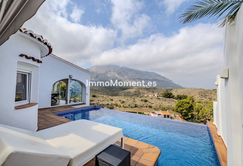 Wiederverkauf - Freistehende Villa - Denia - Denia Centro