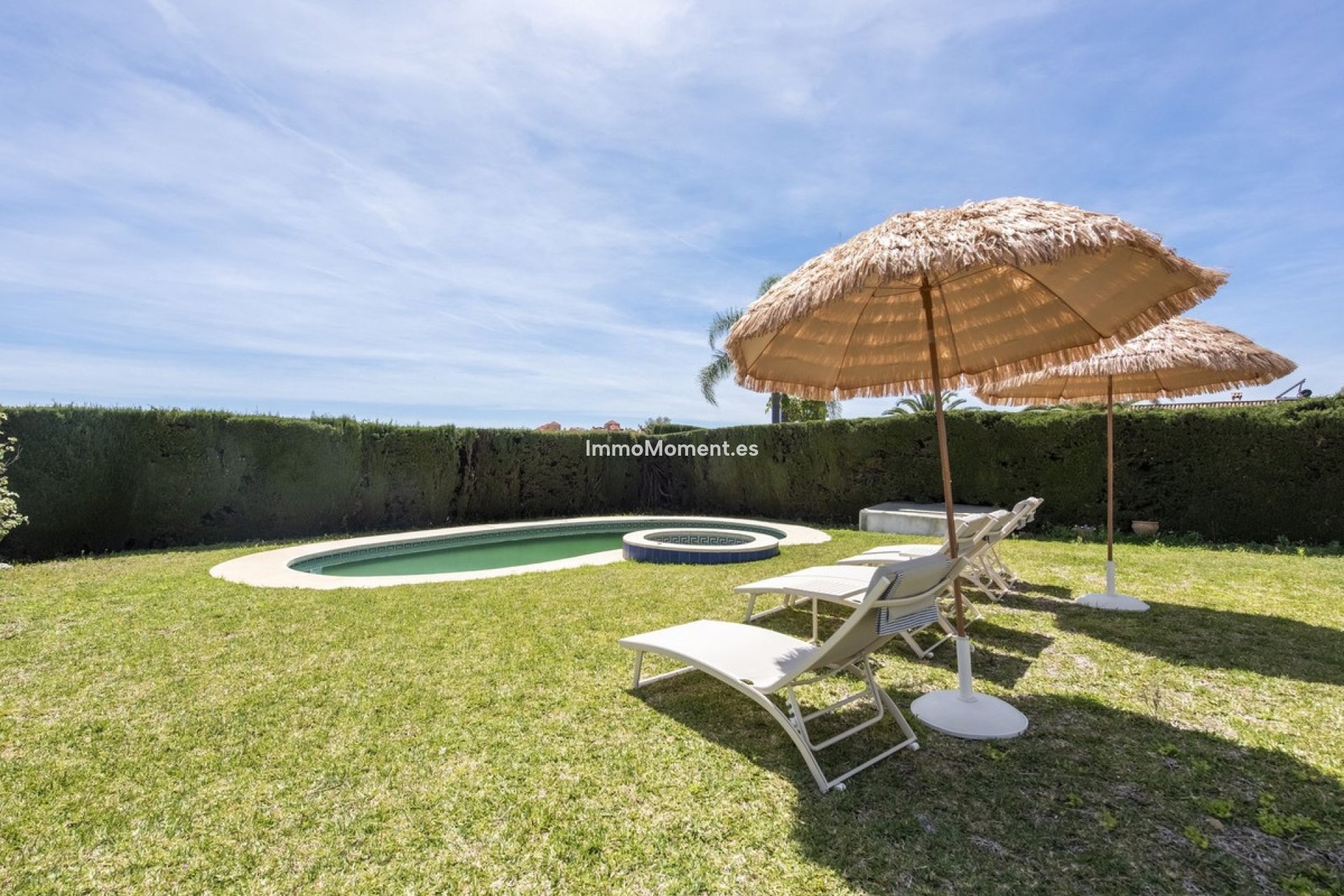 Wiederverkauf - Freistehende Villa - Estepona  - Atalaya