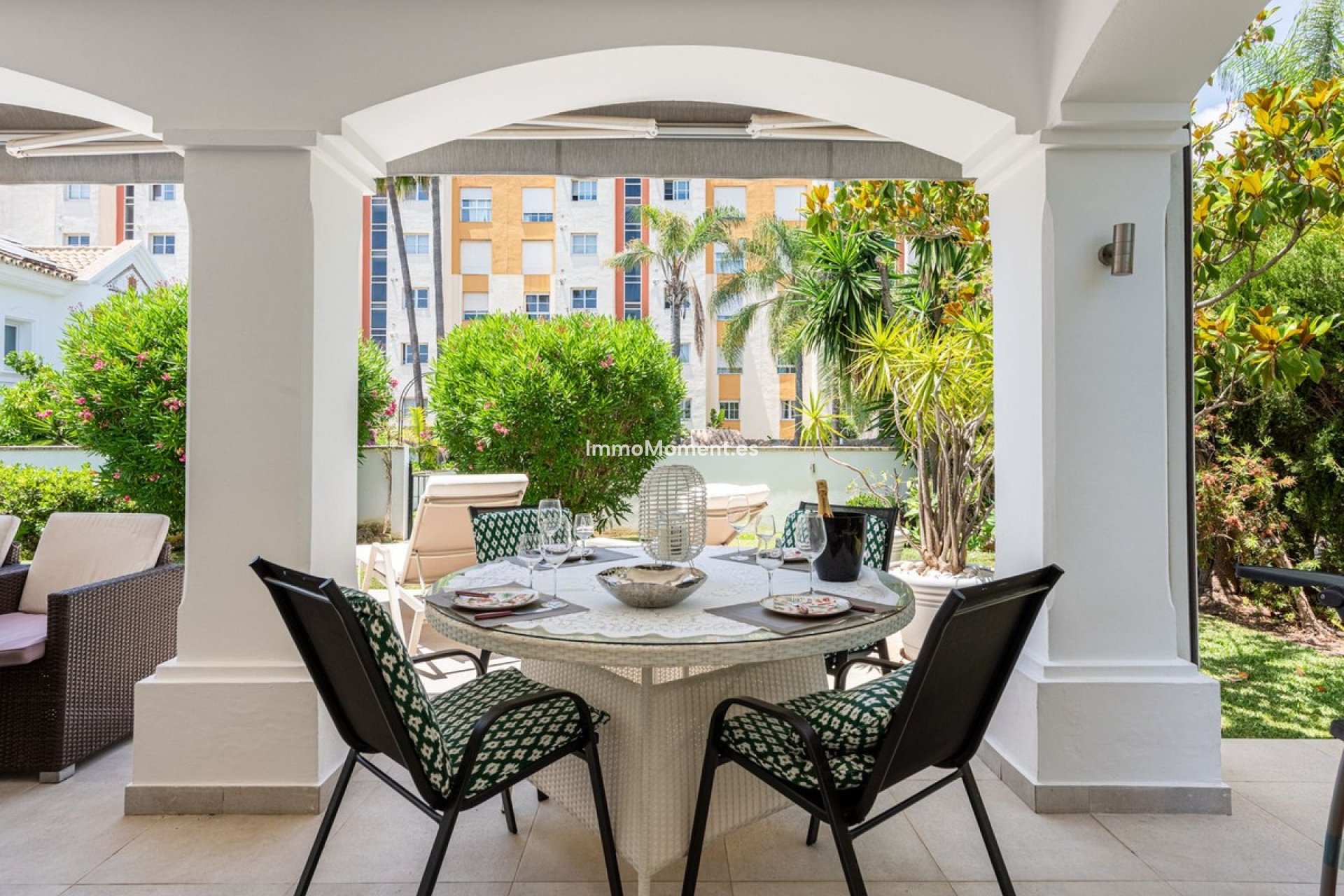 Wiederverkauf - Freistehende Villa - Estepona  - Atalaya